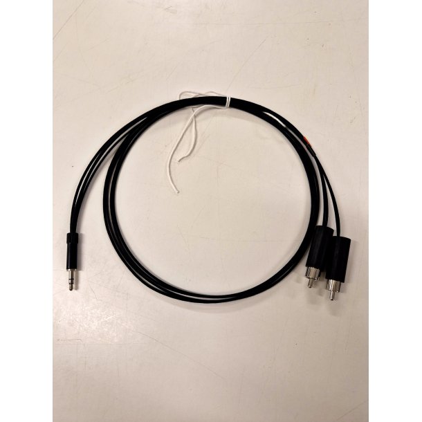 RCA (Rhodium Black) to 3.5mm Mini Jack DCA 20GA 0.9m